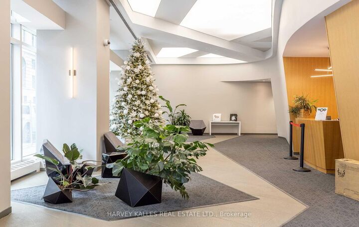 Property Photo:  8 The Esplanade Avenue 3503  ON M5E 0A6 