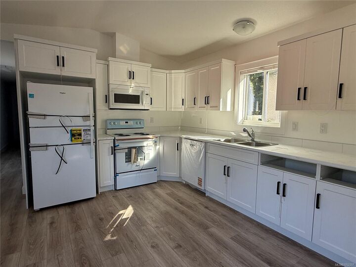 Property Photo:  731 Marine Dr #13  BC V0R 3A0 