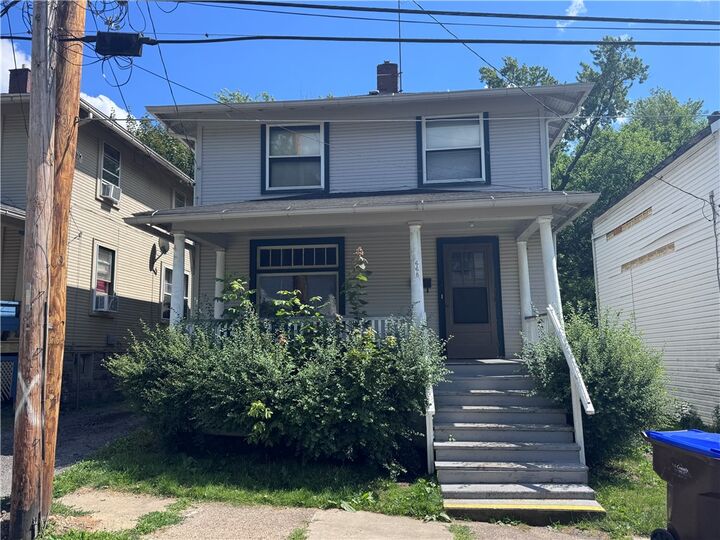 Property Photo:  668 Hull Street  PA 16146 