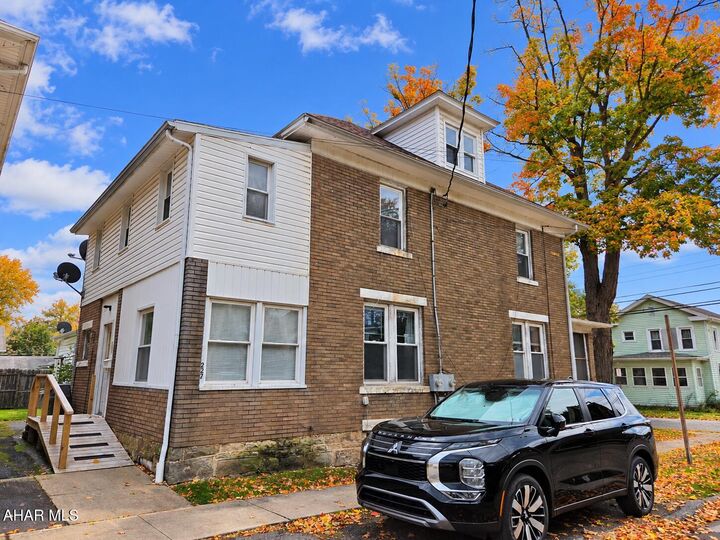 Property Photo:  520-524 E Spruce Street  PA 16866 