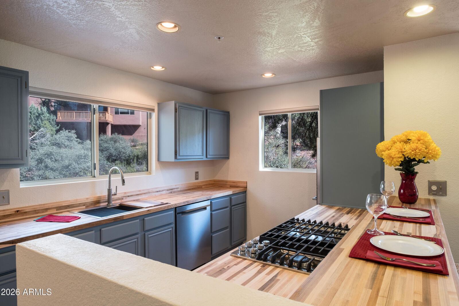 Property Photo:  28 Tanager Lane 29  AZ 86336 