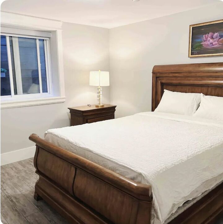 Property Photo:  