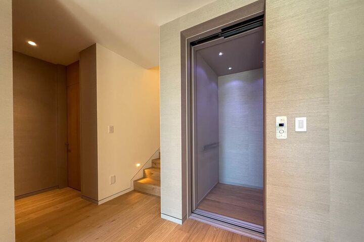 Property Photo:  2390 Westhill Drive  BC V7S 2Z5 