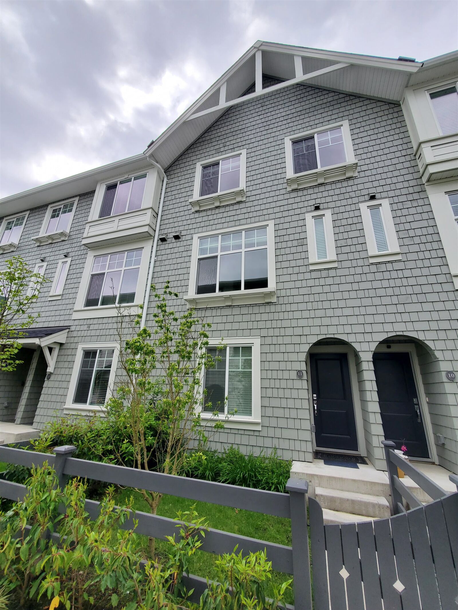 Property Photo:  15850 85 Avenue 11  BC V4N 6W2 