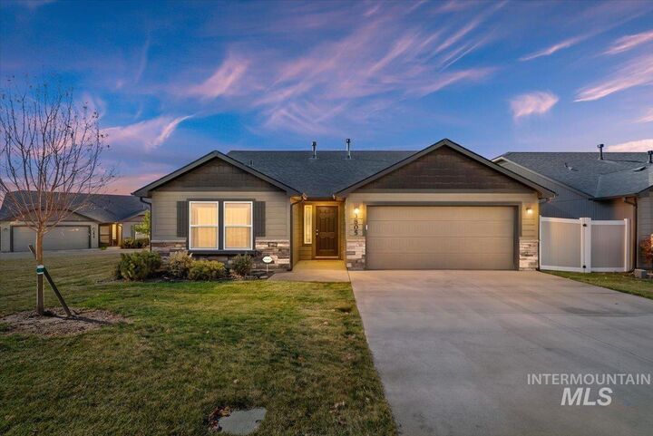 Property Photo:  3805 S Windy Ridge Dr  ID 83686 