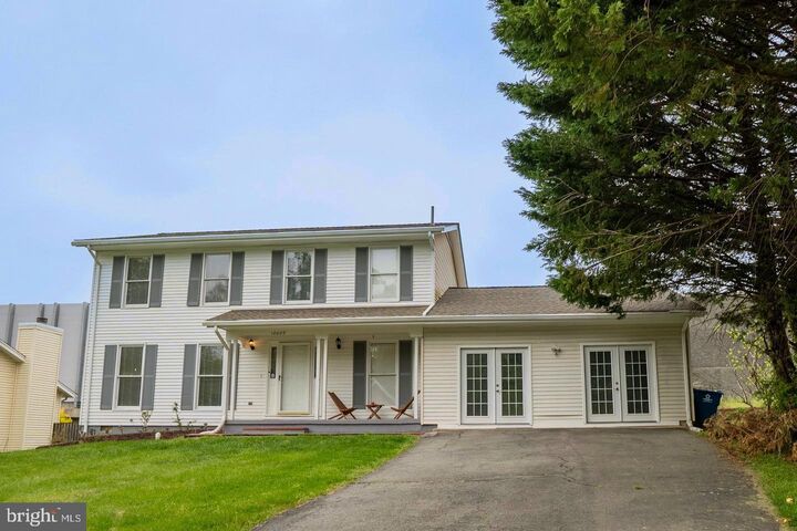 Property Photo:  10009 Five Oaks Road  VA 22031 