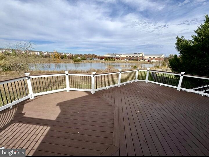 Property Photo:  42650 Nations Street  VA 20152 