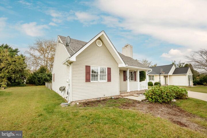 Property Photo:  1402 Limrock Court  MD 21804 