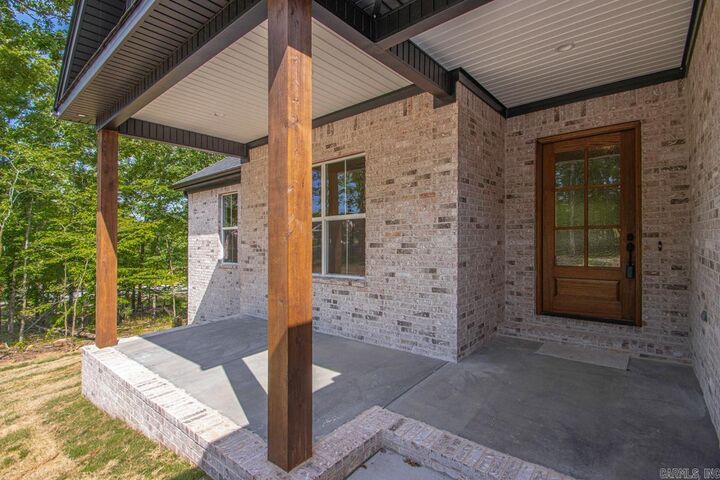 Property Photo: 1104 Dowden Lane AR 72076