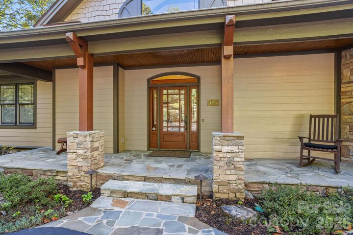 Property Photo:  123 Pinnacle Peak Lane  NC 28731 
