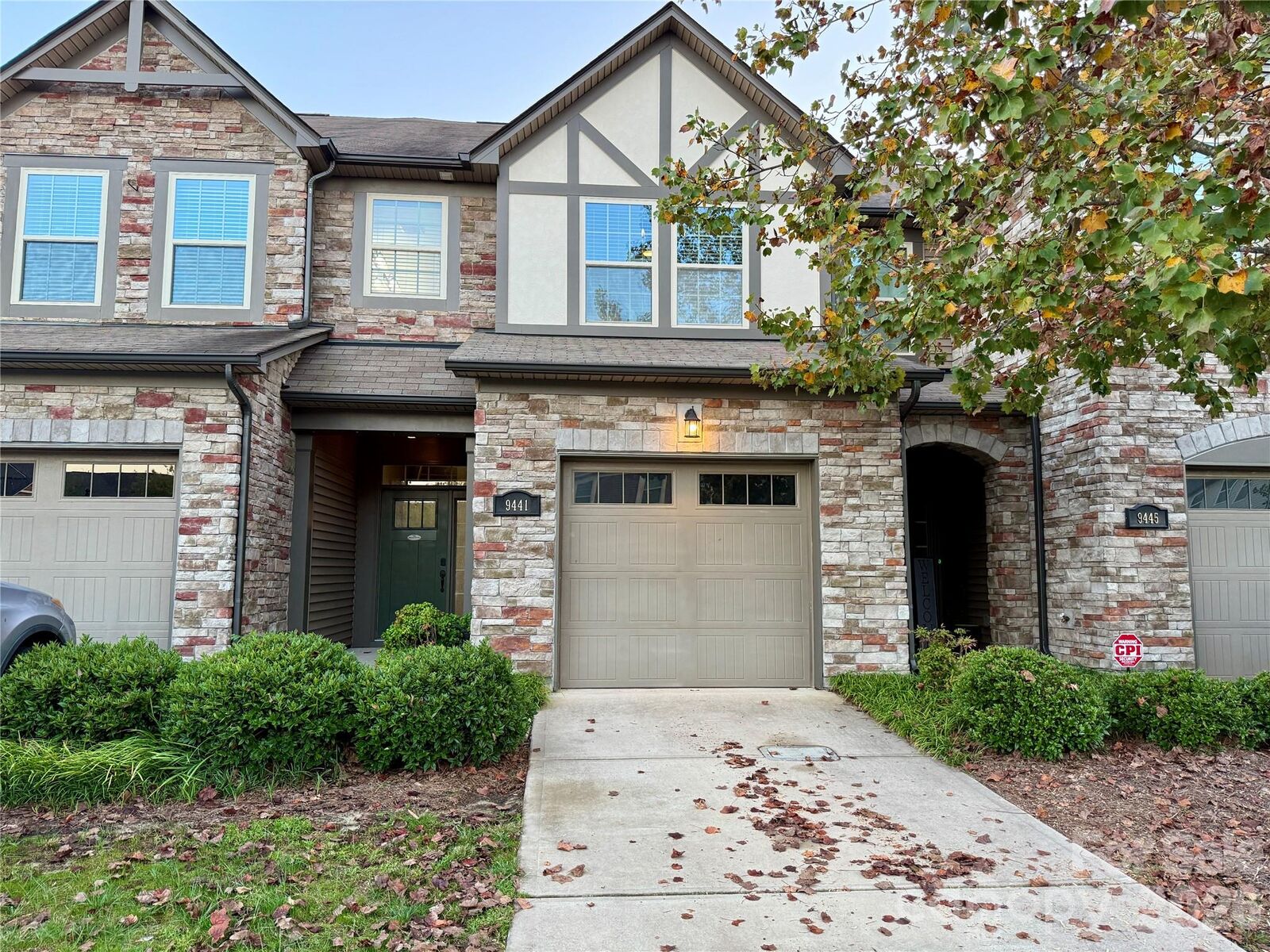 Property Photo:  9441 Glenburn Lane  NC 28278 