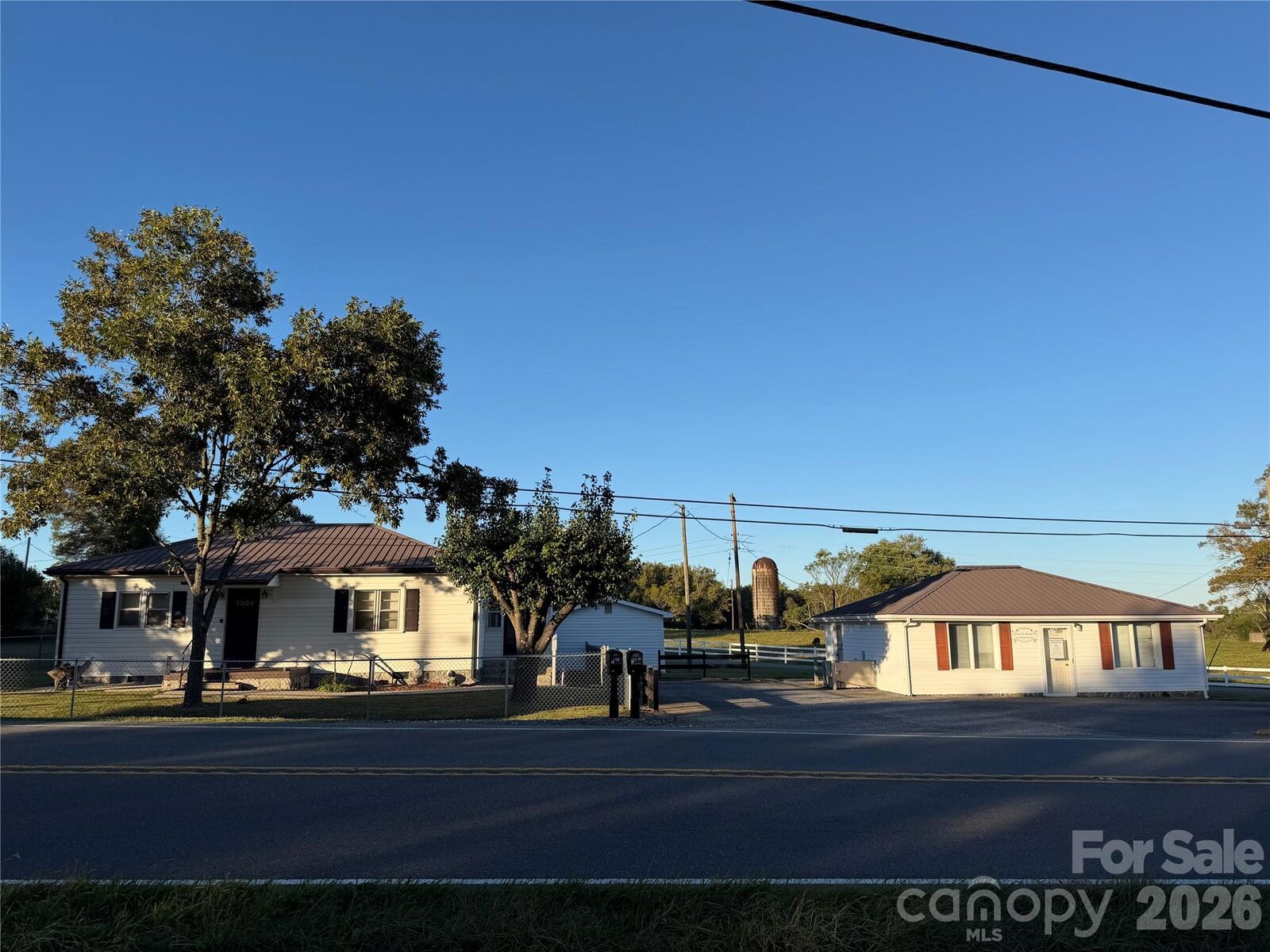 Property Photo:  7508 Dallas Cherryville Highway  NC 28021 