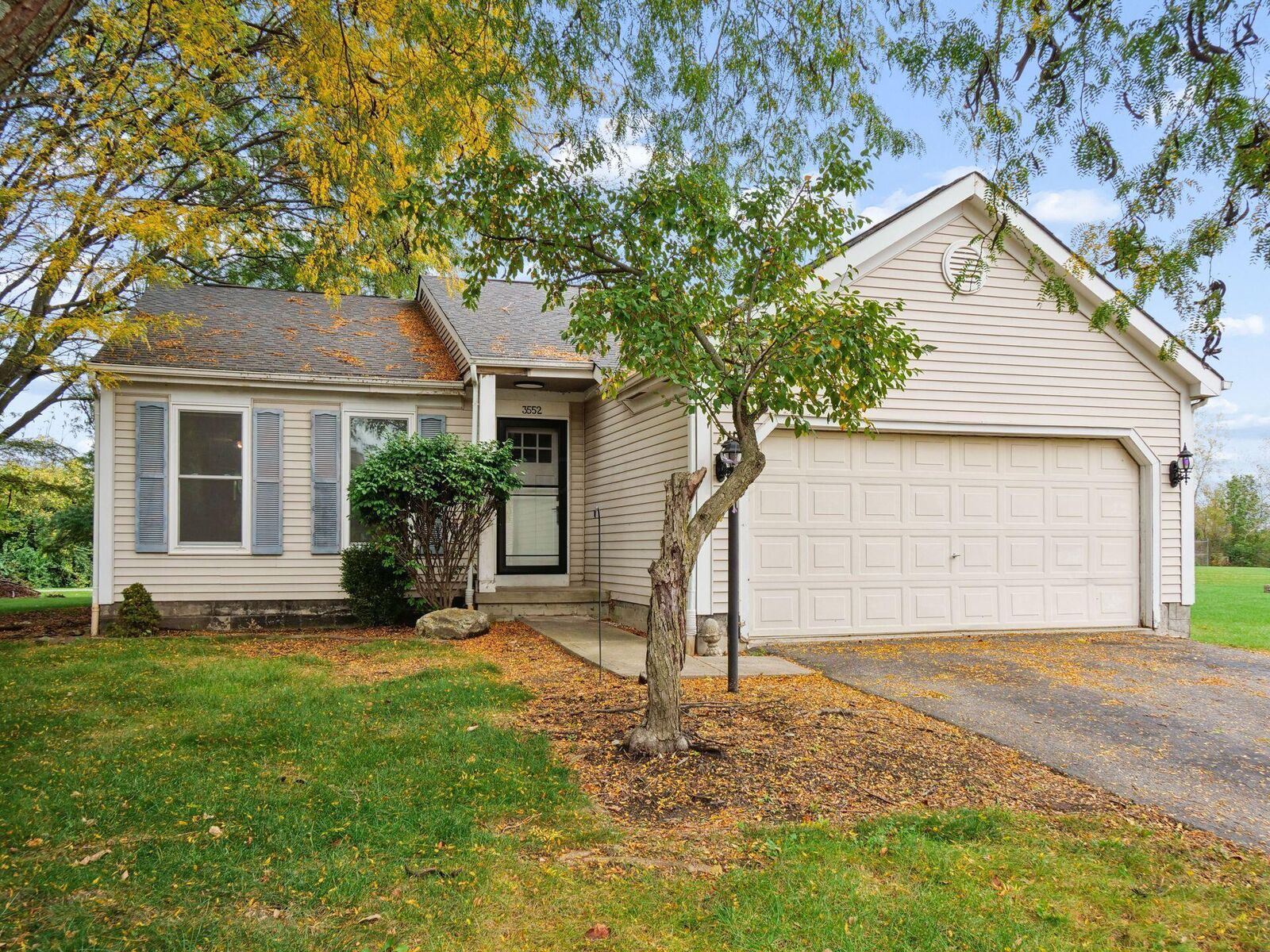 Property Photo:  3552 Vintage Woods Drive  OH 43026 