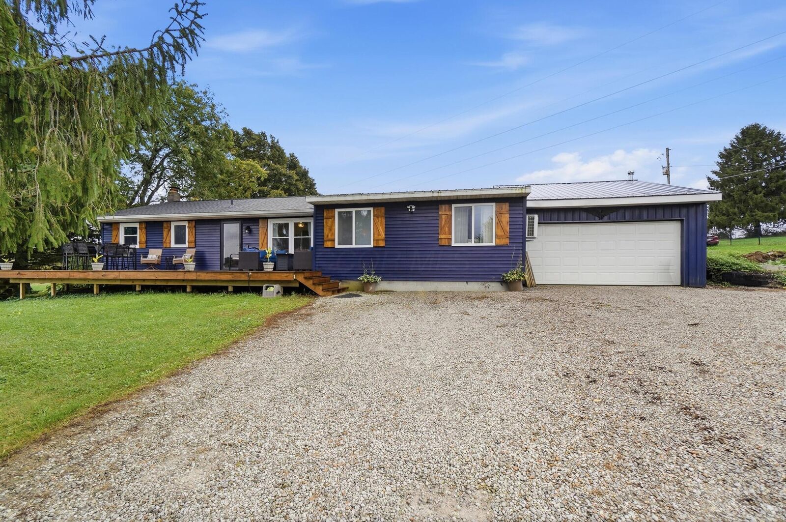 Property Photo:  5865 Wilson NW Road  OH 43130 