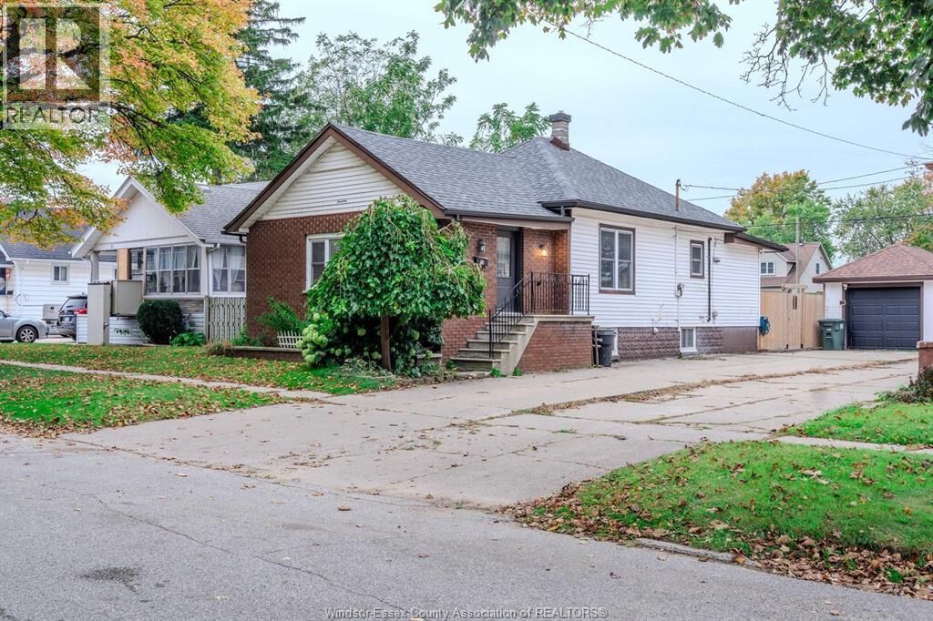 Property Photo:  19 Ontario Street  ON N8Y 2T3 