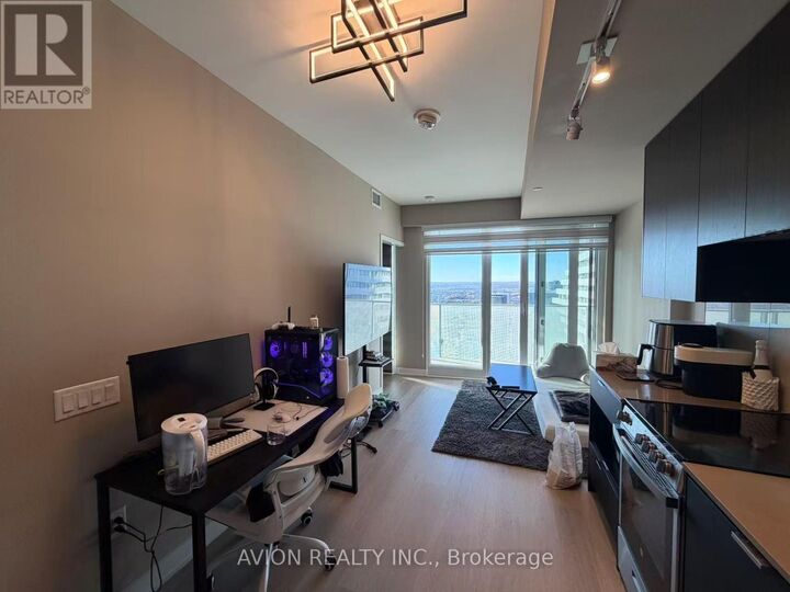 Property Photo: 3883 Quartz Road 5312 ON L5B 0M4