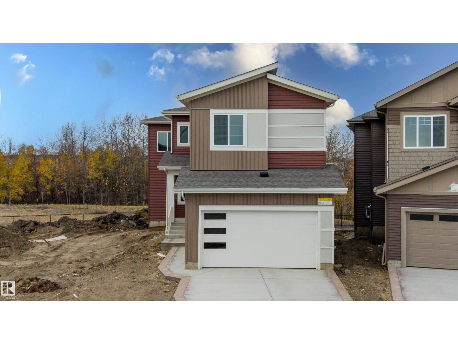 Property Photo:  2155 1 Av SW  AB T6X 3P6 