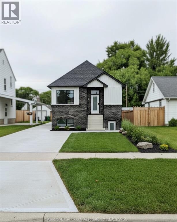Property Photo:  2451 Westminster Boulevard 3  ON N8T 1X9 