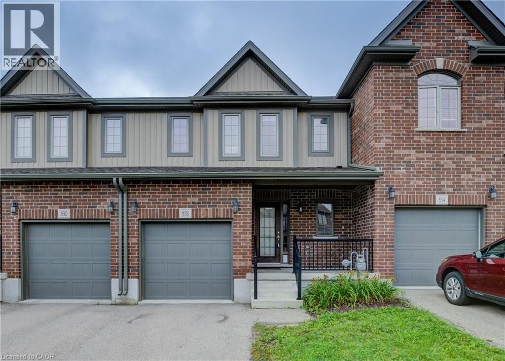 Property Photo:  844 Paris Boulevard  ON N2T 0B2 