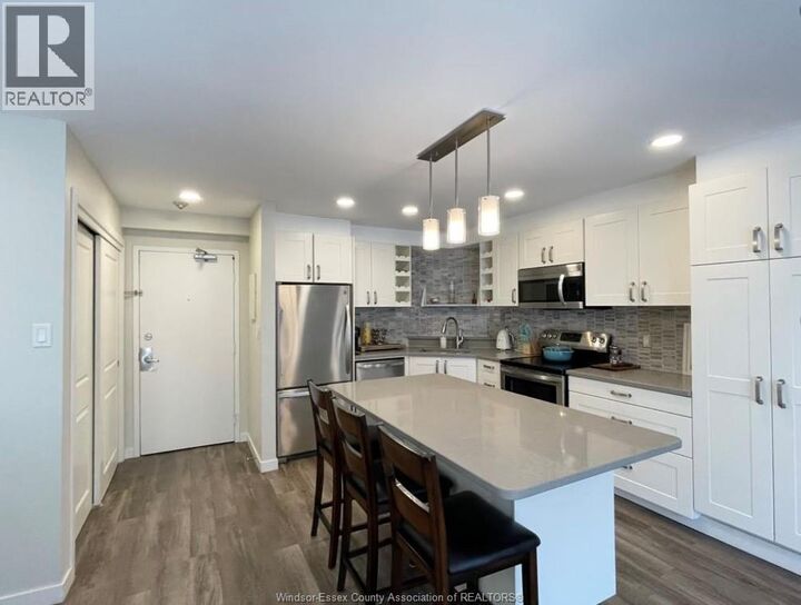 Property Photo:  8591 Riverside Drive East 810  ON N8S 1G3 