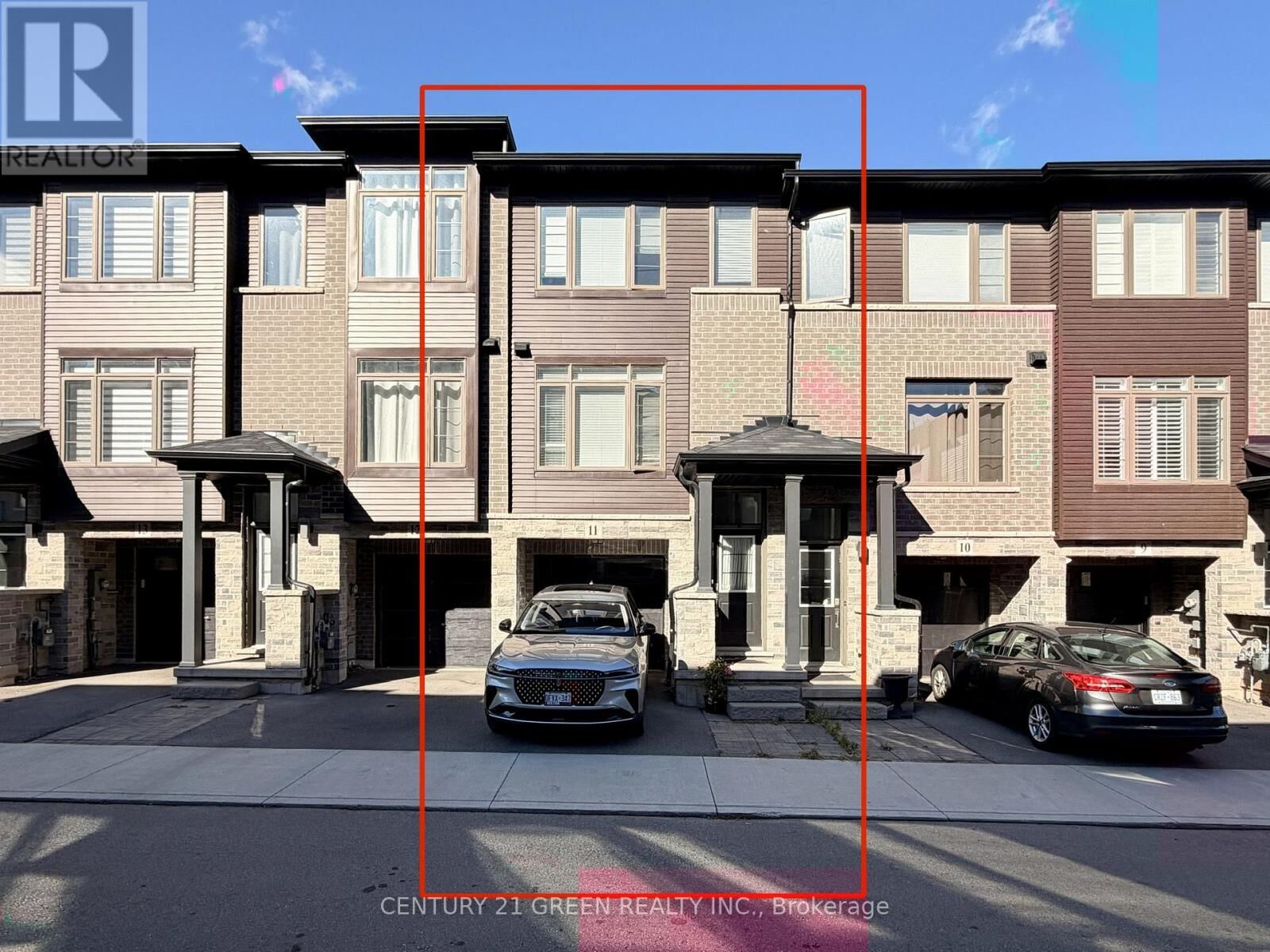 Property Photo: 575 Woodward Avenue 11 ON L8H 0B3
