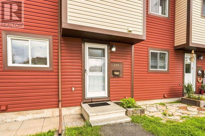 Property Photo:  119 Teal Crescent  ON K1E 2C1 