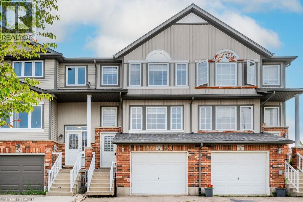 Property Photo:  4 Madeleine Street  ON N2R 1V5 