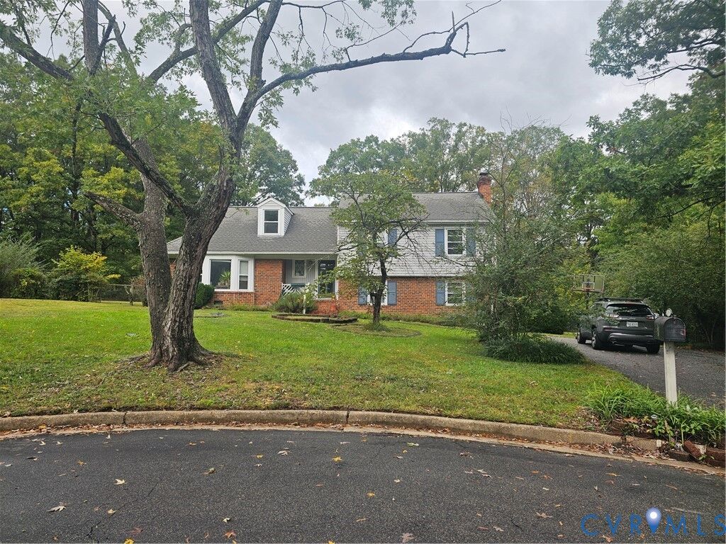 Property Photo:  11414 Creekside Court  VA 23238 