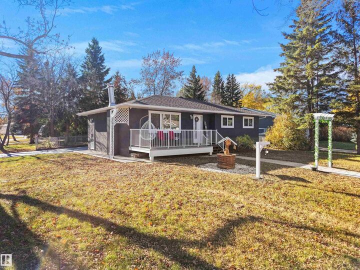 Property Photo:  53 Raven Drive  AB T8A 0C6 