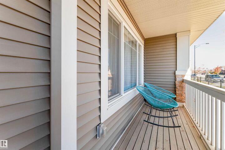 Property Photo:  6004 11 Rosenthal Way NW  AB T5T 7L1 