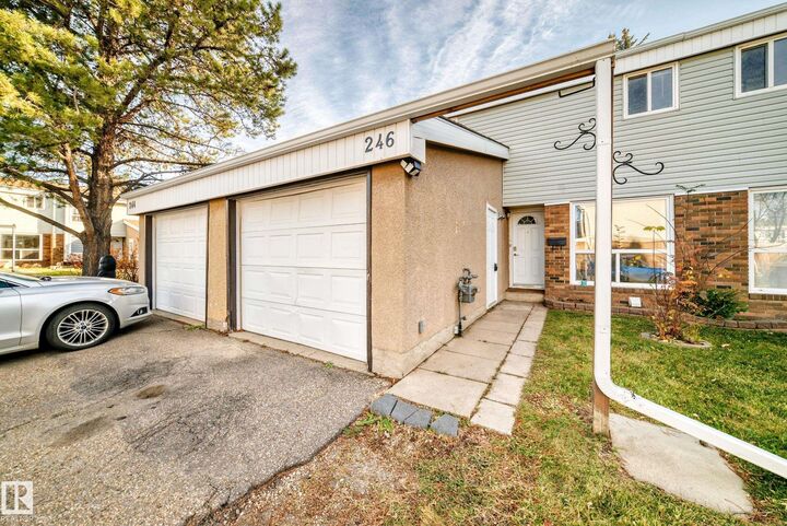 Property Photo:  246 Grandin Village  AB T8N 2J3 