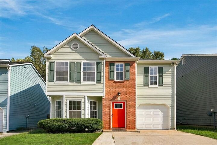 Property Photo: 6598 Coventry Point GA 30168