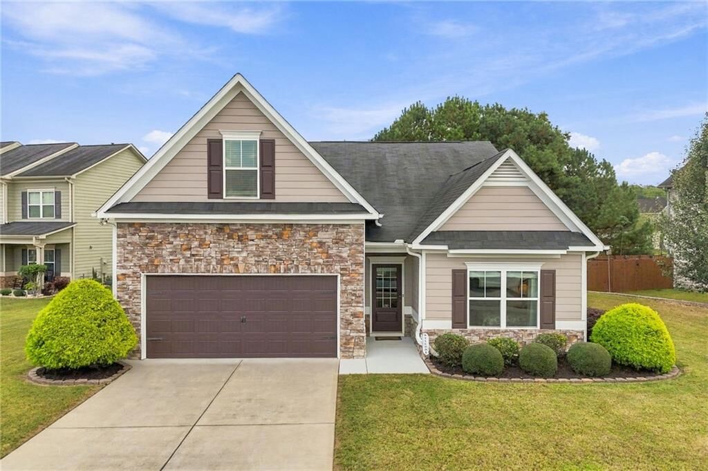 Property Photo:  402 Cherubs Smile  GA 30114 