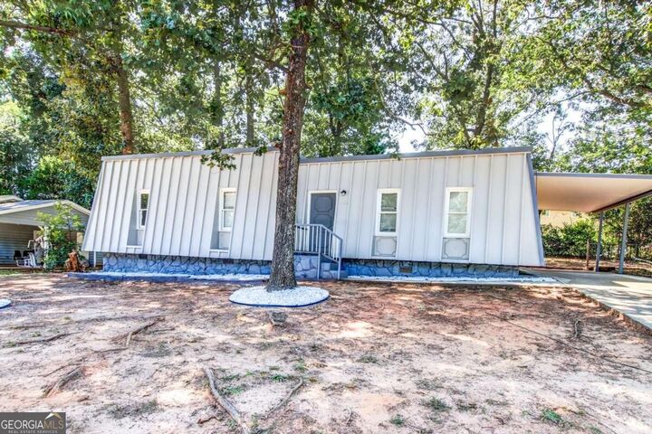 Property Photo:  1764 Big Horn Court SE  GA 30013 