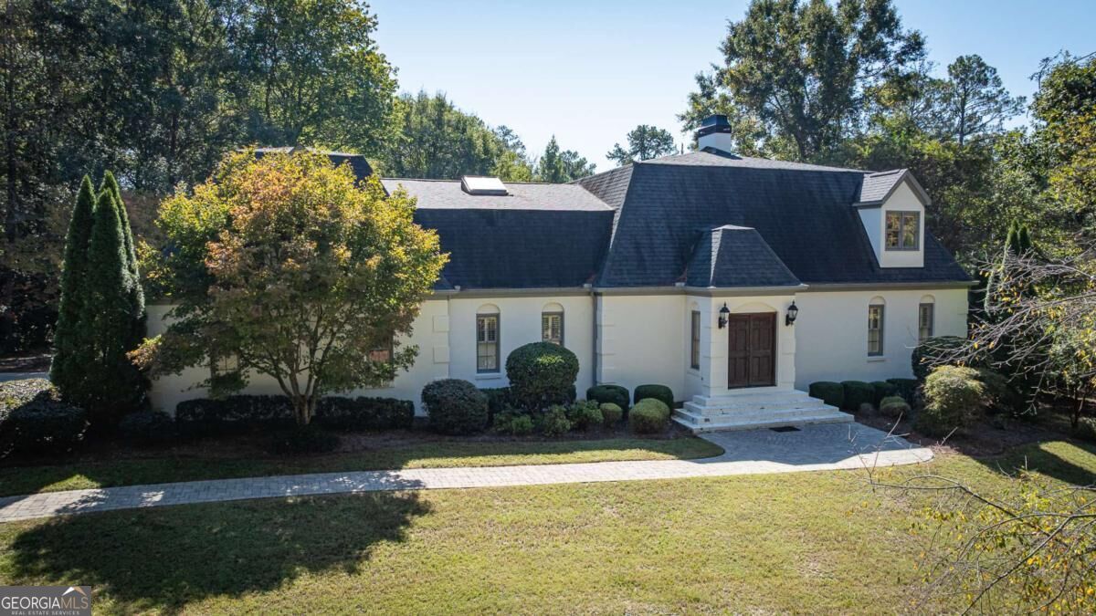 Property Photo: 100 Wexford Place GA 30606