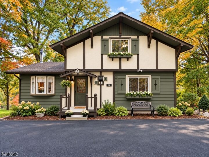 Property Photo: 130 Glenside Trl NJ 07871