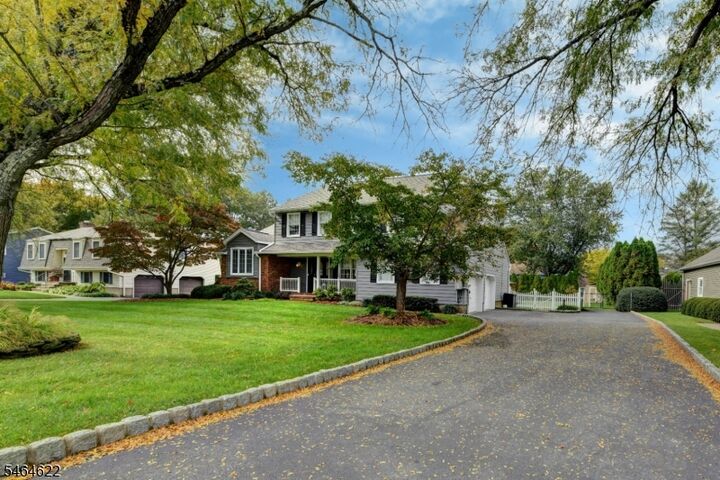 Property Photo:  31 W End Ave  NJ 07444 