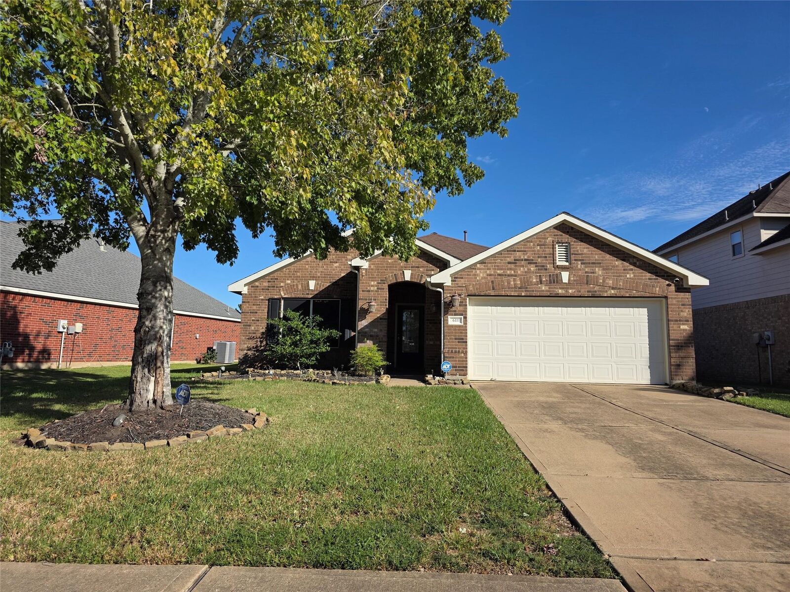 Property Photo:  611 Arbor Green Lane  TX 77469 
