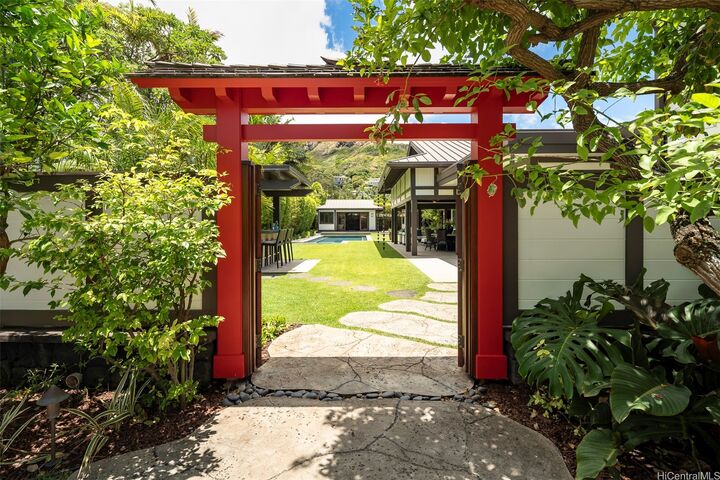 Property Photo:  1011 Mokulua Drive  HI 96734 