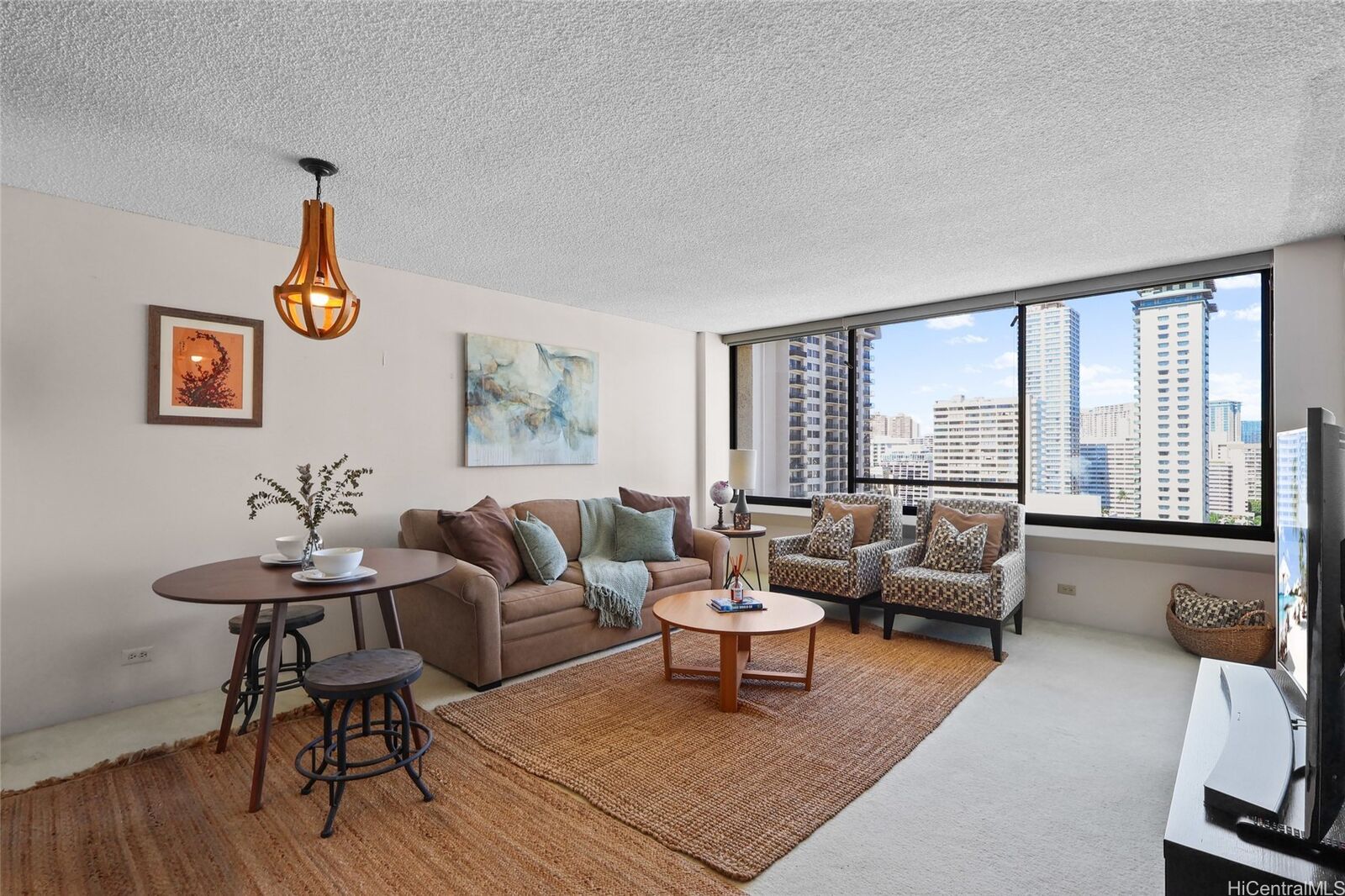 Property Photo: 430 Lewers Street 1701 HI 96815