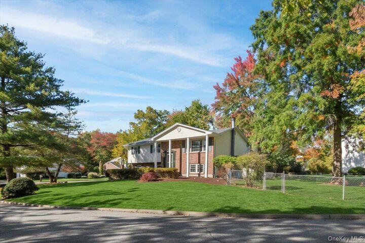 Property Photo:  1 Daisy Court  NY 10954 