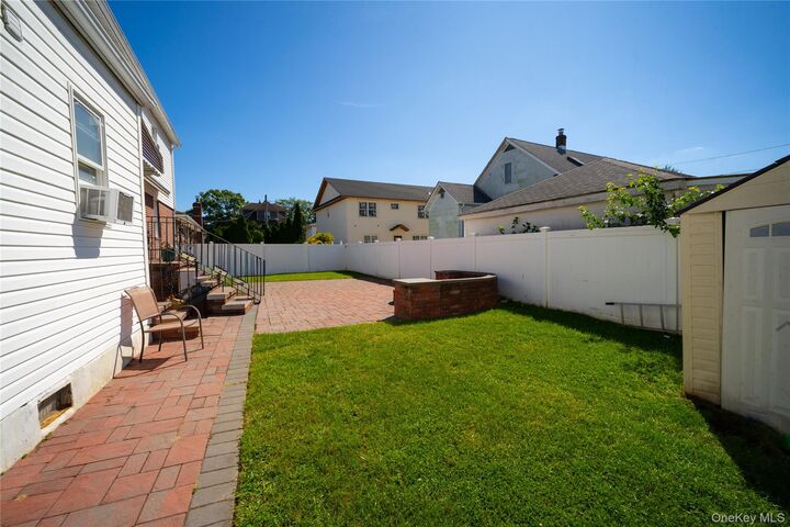 Property Photo:  1309 Globe Avenue  NY 11003 