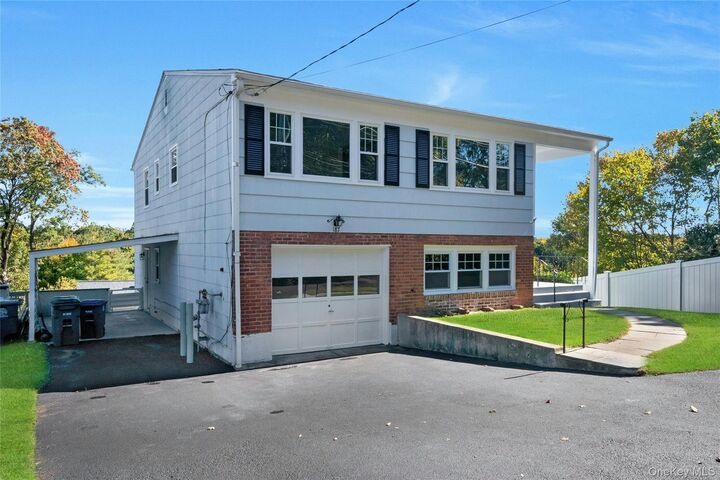 Property Photo:  187 Old Mamaroneck Road  NY 10605 