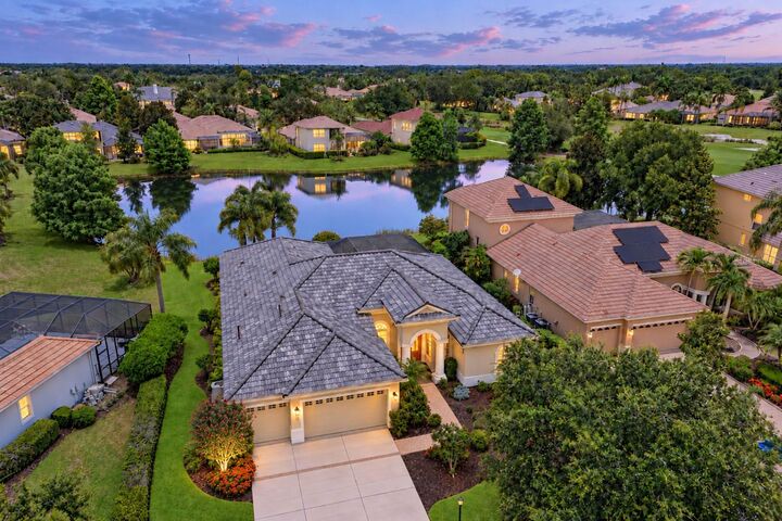 Property Photo:  13409 Kildare Place  FL 34202 