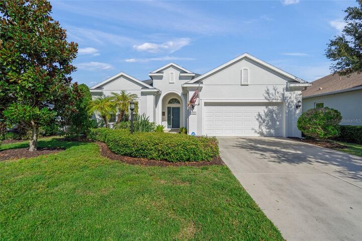 Property Photo: 11711 Gramercy Park Avenue FL 34211