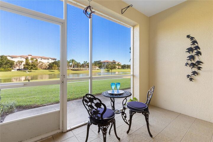 Property Photo: 85 Riverview Bend S 1513 FL 32137