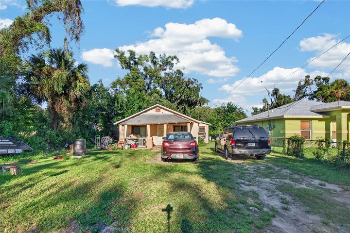 Property Photo: 529 Tomoka Road FL 32114