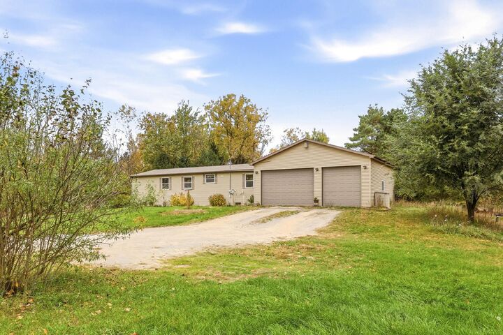 Property Photo:  6415 E Farrand Road  MI 48746 