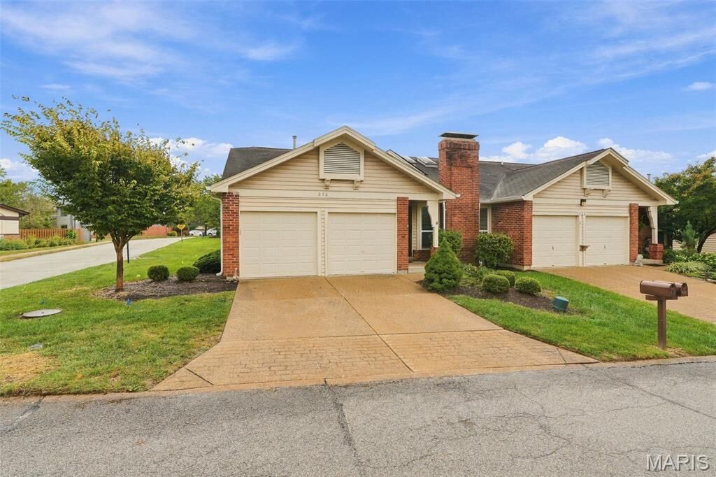 Property Photo:  646 Sandy Summit Drive  MO 63021 
