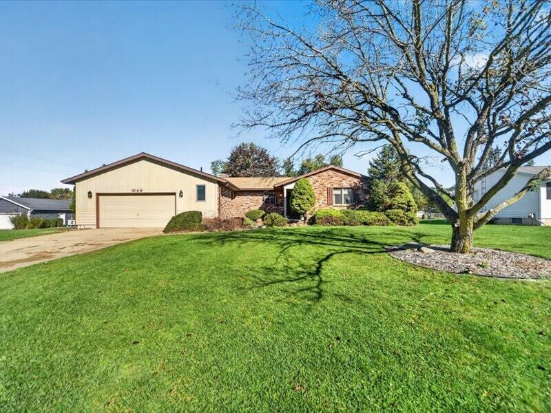 Property Photo:  4148 Feldman Court  MI 49201 